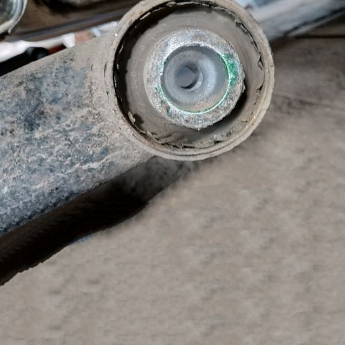 Замена сайлентблоков задней балки Chevrolet Aveo.