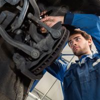 Замена передних рычагов Chevrolet Aveo.