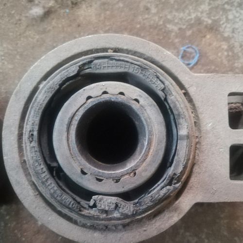 Замена передних рычагов  и сайлентблоков Chevrolet Cruze